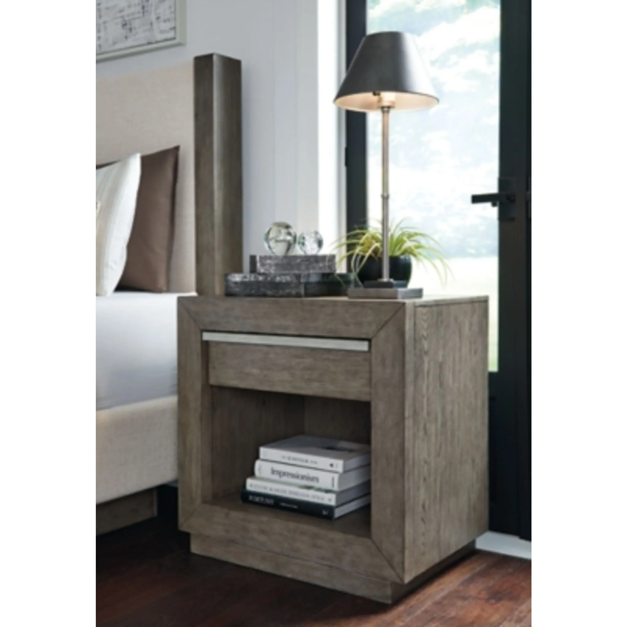 Anibecca One Drawer Nightstand