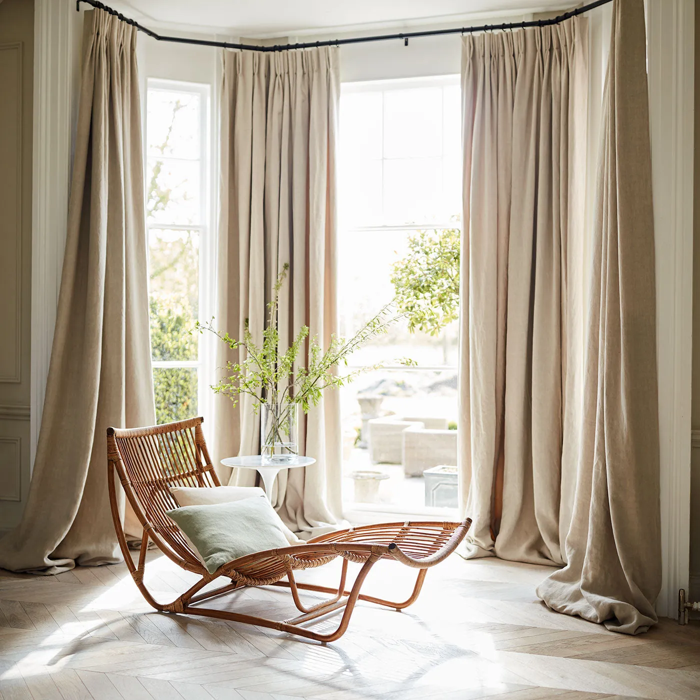 Elba Linen Cushion Eggshell/Seagrass