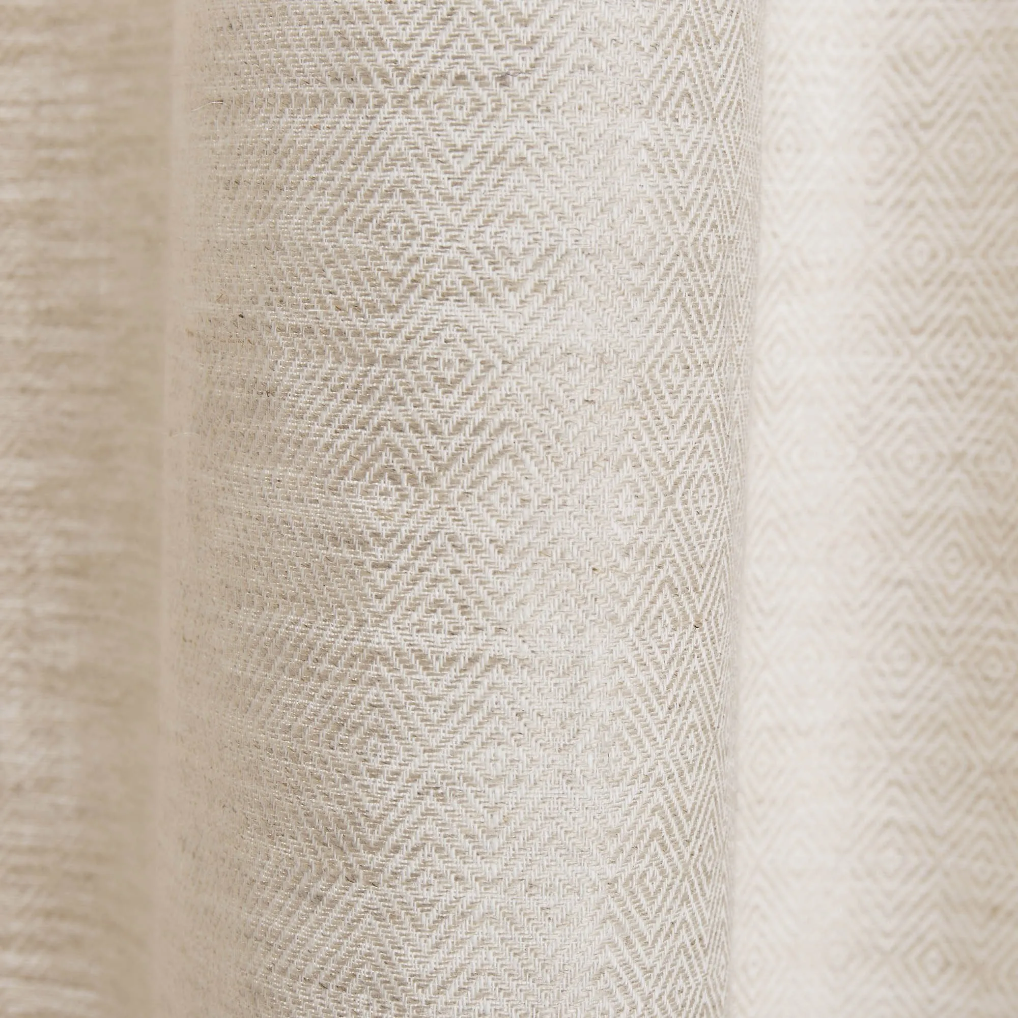 Zarasai Linen Curtain [Natural/White]
